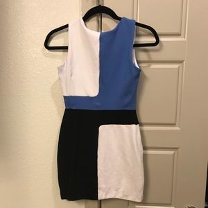 Block color dress